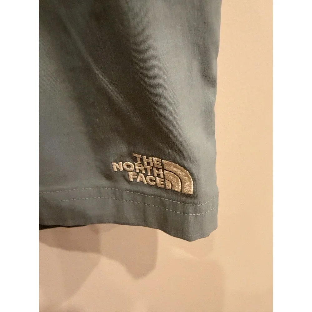 The North Face Mens XXL‎ Seafoam Green Elastic Waist Shorts Lightweight Casual